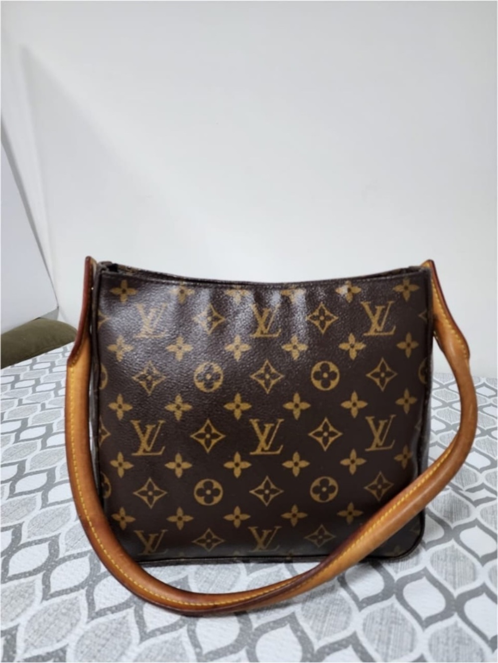 Authentic LOUIS VUITTON Monogram Canvas Looping MM Shoulder Bag Brown - Picture 6 of 15